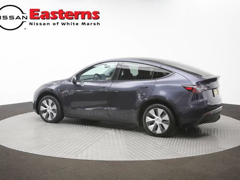 Used 2024 Tesla Model Y 2WD image 52