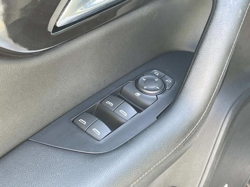 Used 2020 Chevrolet Blazer Premier w/ Driver Confidence II Package FWD image 16