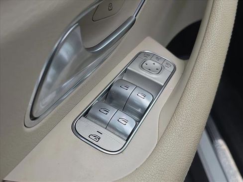 Used 2024 Mercedes-Benz GLE 450 4MATIC image 8