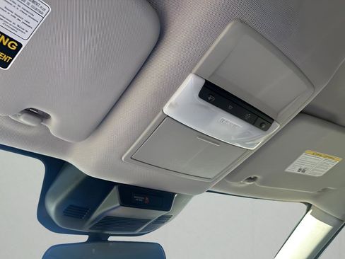 Used 2021 Nissan Rogue S image 37