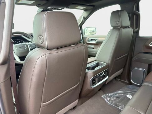 New 2026 GMC Sierra 1500 Denali w/ Denali Reserve Package AWD/4WD image 13