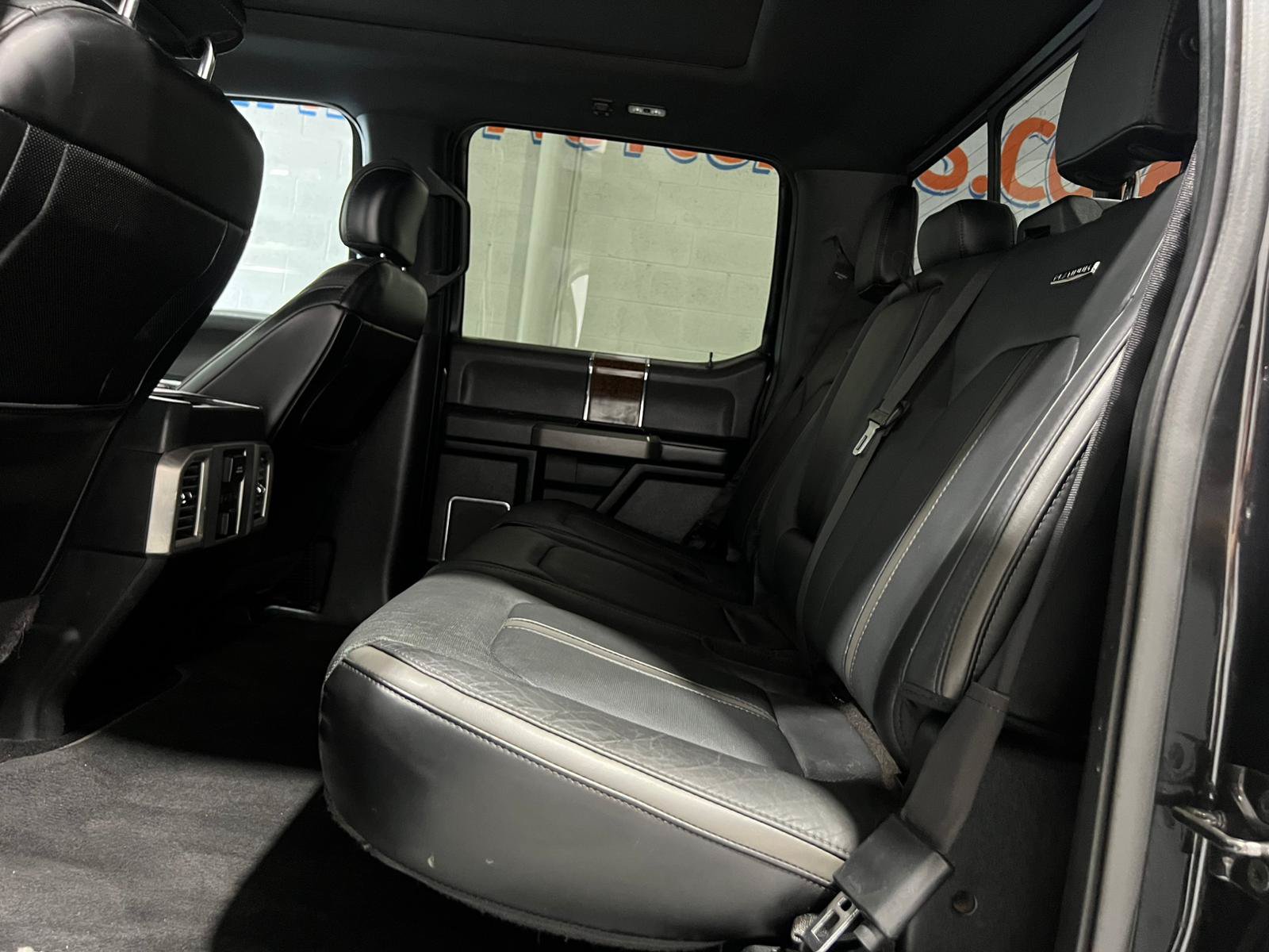 Used 2015 Ford F150 Platinum w/ Equipment Group 701A Luxury AWD/4WD image 12