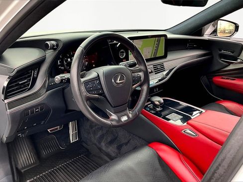 Used 2023 Lexus LS 500 F Sport w/ Cold Weather Package (CK) image 14