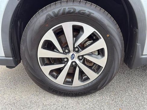 Used 2020 Subaru Outback Premium AWD/4WD image 9