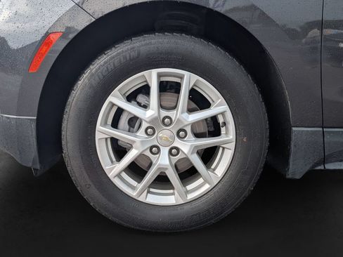 Used 2022 Chevrolet Equinox LS FWD image 26