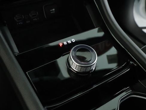 Used 2023 Jeep Grand Cherokee Altitude image 15