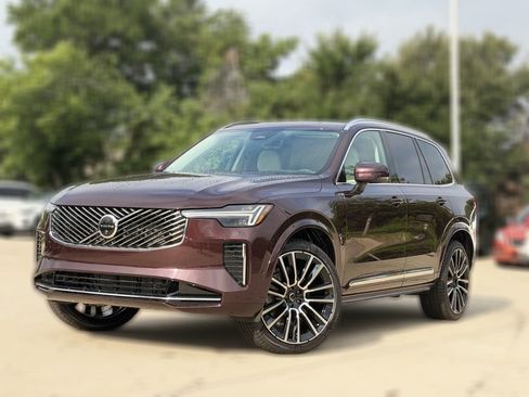 New 2026 Volvo XC90 B6 Ultra w/ Protection Package Premier AWD/4WD image 2