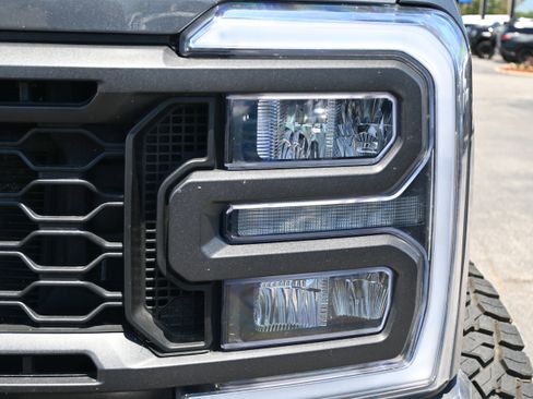 Used 2023 Ford F250 Lariat w/ Sport Appearance Package AWD/4WD image 6