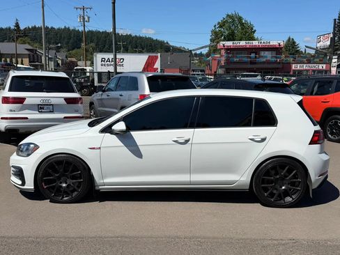 Used 2019 Volkswagen GTI S FWD image 9