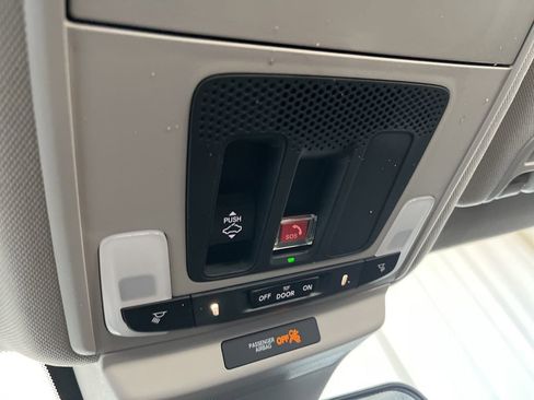 Used 2023 Honda Accord EX image 18