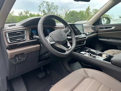 New 2026 Volkswagen Atlas SEL AWD/4WD image 11
