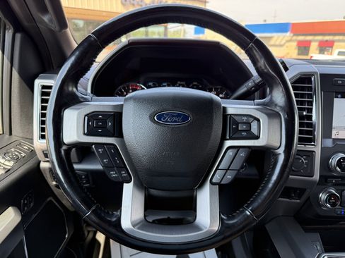 Used 2017 Ford F250 Platinum w/ Platinum Ultimate Package AWD/4WD image 23