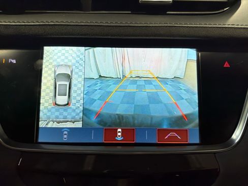 Used 2018 Cadillac XT5 Platinum image 21