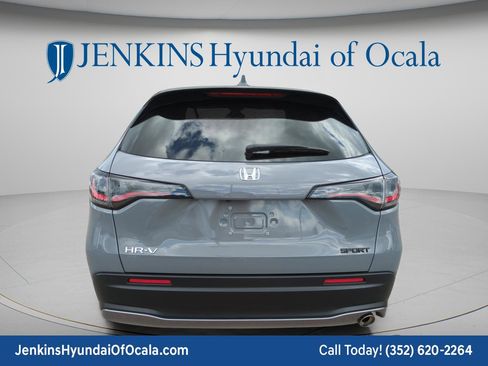 Used 2024 Honda HR-V Sport image 4