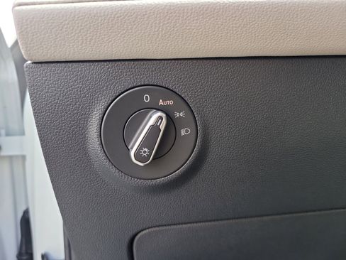 Certified 2025 Volkswagen Taos S image 32