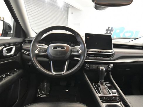 Used 2022 Jeep Compass Trailhawk AWD/4WD image 21