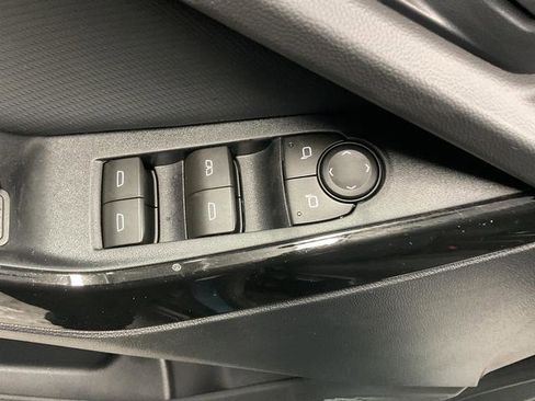 New 2026 Chevrolet Equinox LT image 10