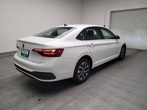 Used 2024 Volkswagen Jetta S image 9