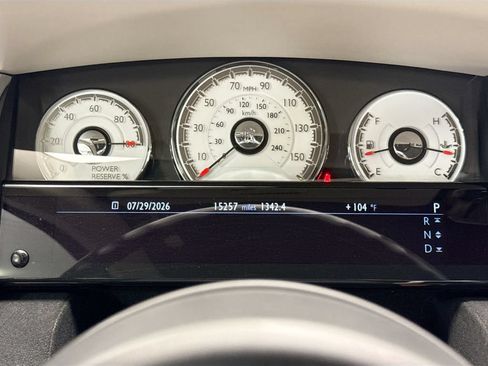 Used 2016 Rolls-Royce Wraith RWD image 31