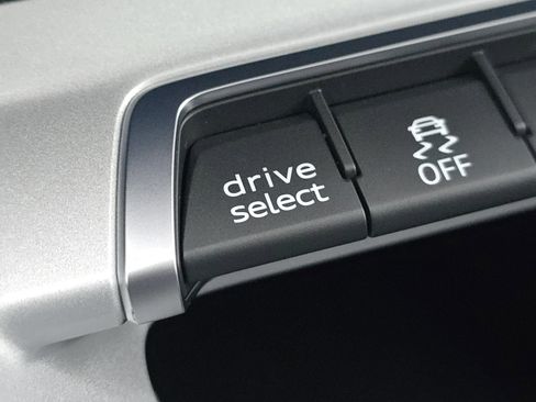 Used 2022 Audi Q3 2.0T Premium image 26