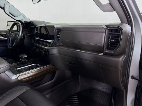 Used 2023 Chevrolet Silverado 1500 RST AWD/4WD image 26