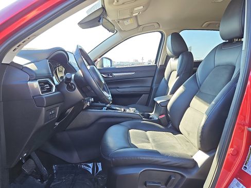 Used 2021 MAZDA CX-5 Touring image 13