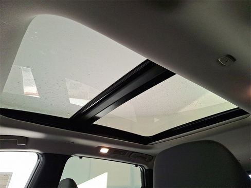 New 2026 INFINITI QX60 Luxe image 14