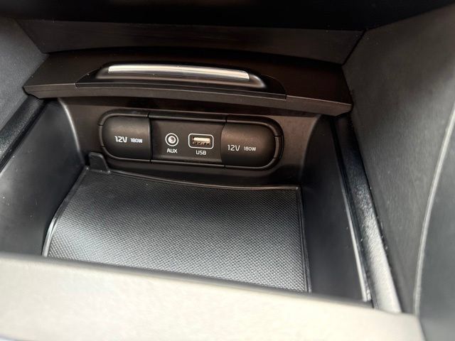 Used 2018 Kia Optima LX FWD image 13