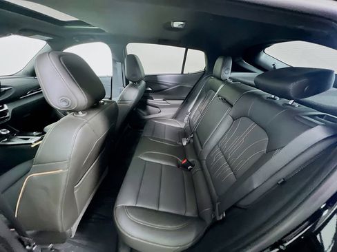 New 2025 Buick Envista Avenir FWD image 22