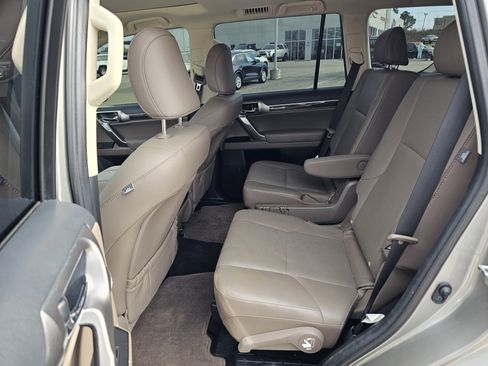 Used 2022 Lexus GX 460 Luxury image 32