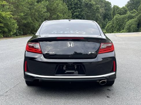 Used 2017 Honda Accord EX-L image 5