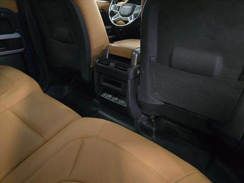 Certified 2023 Land Rover Defender 110 SE image 11