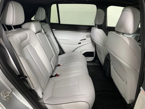 Used 2025 Jeep Wagoneer S Limited image 24