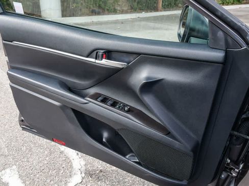 Used 2022 Toyota Camry SE FWD image 25