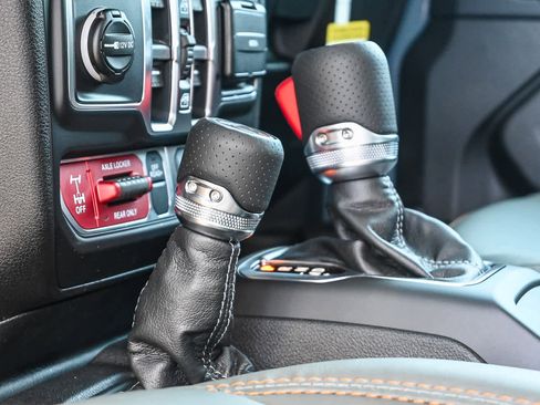 New 2026 Jeep Gladiator Mojave image 30