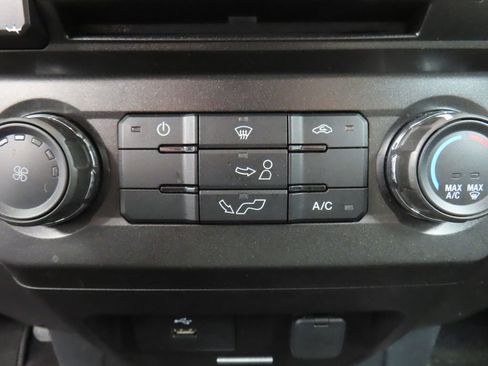 Used 2017 Ford F150 XLT AWD/4WD image 52