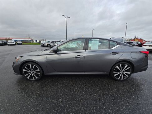 Used 2020 Nissan Altima 2.5 SR image 6