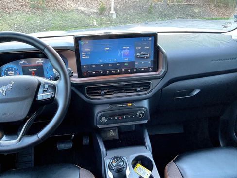 Used 2025 Ford Bronco Sport Outer Banks w/ Outer Banks Tech Package+ image 18