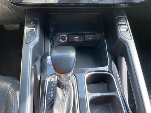 Used 2020 Kia Telluride S FWD image 20