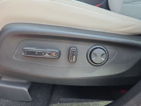 Used 2025 Honda CR-V EX-L image 16