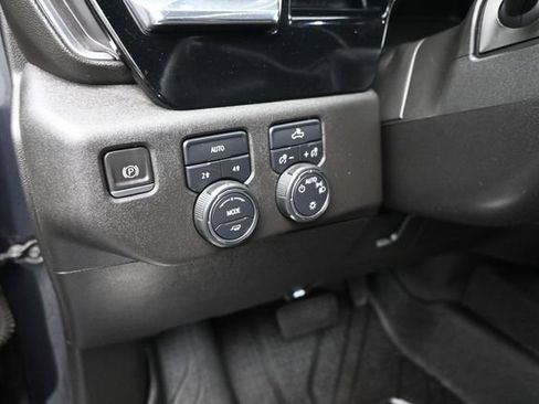 Used 2023 Chevrolet Silverado 1500 LT AWD/4WD image 13