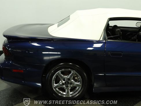 Used 2001 Pontiac Firebird Trans Am RWD image 28