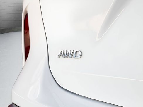 Used 2021 INFINITI QX50 Luxe AWD/4WD image 19