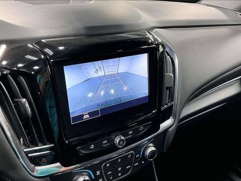 Used 2023 Chevrolet Traverse LT AWD/4WD image 15