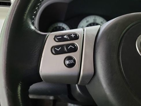 Used 2012 Toyota FJ Cruiser 4WD image 30