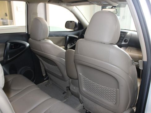 Used 2011 Toyota RAV4 Limited w/ Limited Extra Value Pkg FWD image 23