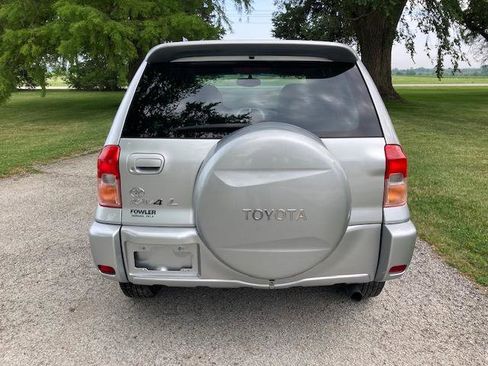 Used 2002 Toyota RAV4 2WD image 4
