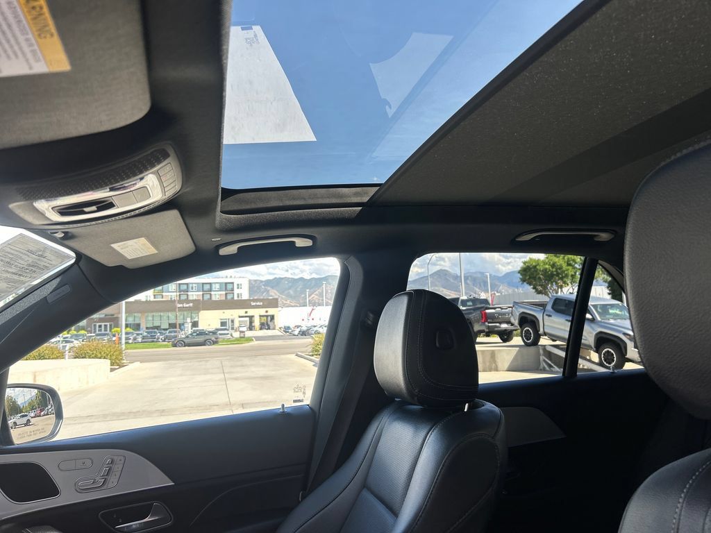 Used 2024 Mercedes-Benz GLE 350 4MATIC image 27