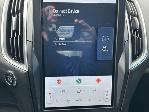 Used 2023 Ford Edge Titanium image 30