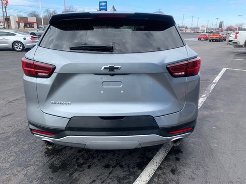 Used 2024 Chevrolet Blazer LT w/ Convenience Package image 4